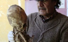 Las antiguas élites peruanas ataron las cabezas de sus bebés a tablas de madera hace 900 años para darles cráneos alargados 